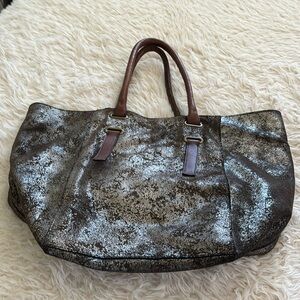Metallic leather bag